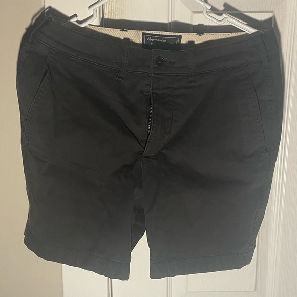 Abercrombie & Fitch Shorts - Picture 1 of 1